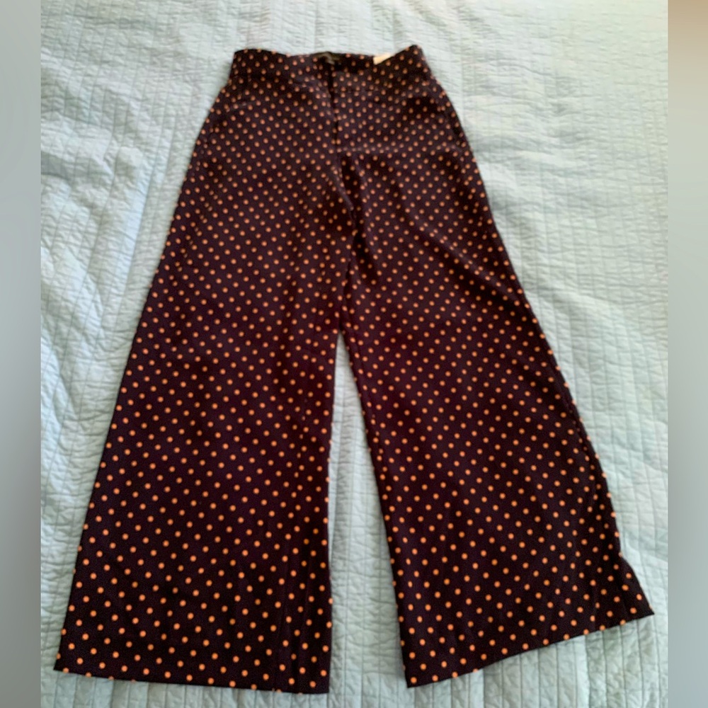 Banana republic trousers, wide leg ,black /pink polkadot size 8 . Good as new